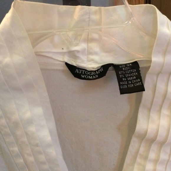 Button down top - Picture 2 of 2