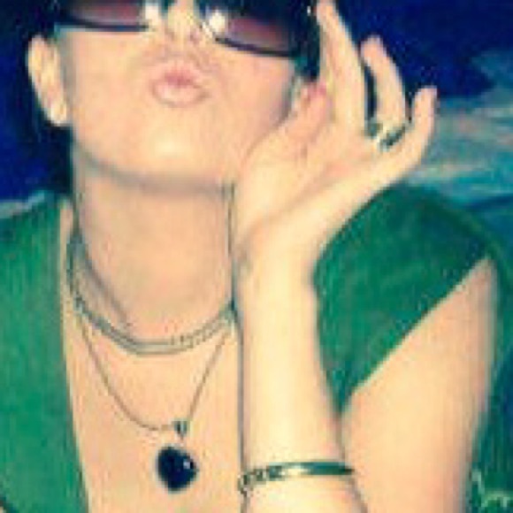 Meet your Posher, Lauren - Picture 1 of 1