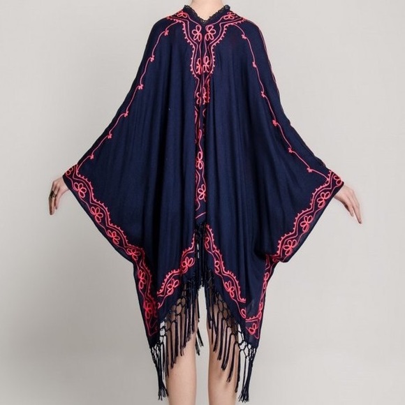 EMBROIDERED PONCHO Long Draped Kimono Jacket Cape - Picture 3 of 5