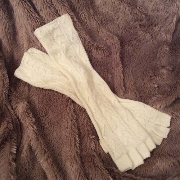 Winter White ALDO Elbow Length Sweater Gloves