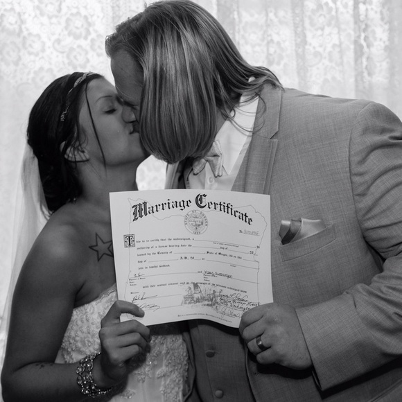 E&K Swearingen 👽💘👽 - Picture 3 of 4