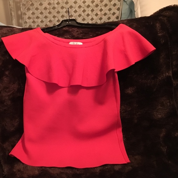 Hot coral red top