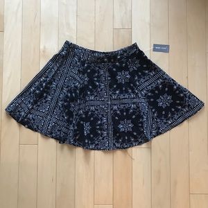 NWT Wet Seal Patterned Skirt (S)