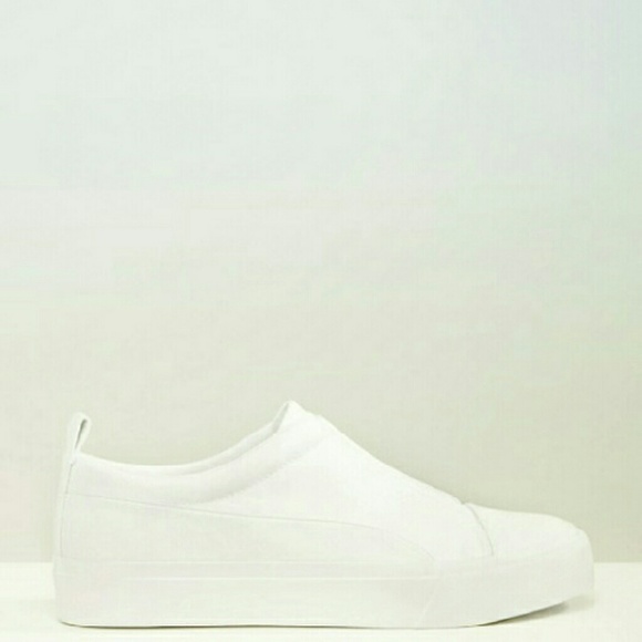 New!!! In box well made slip on shoe