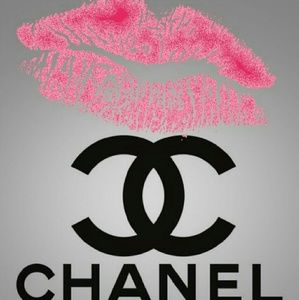 Meet your Posher, Rina