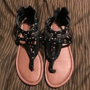 Justice sandals sz 5