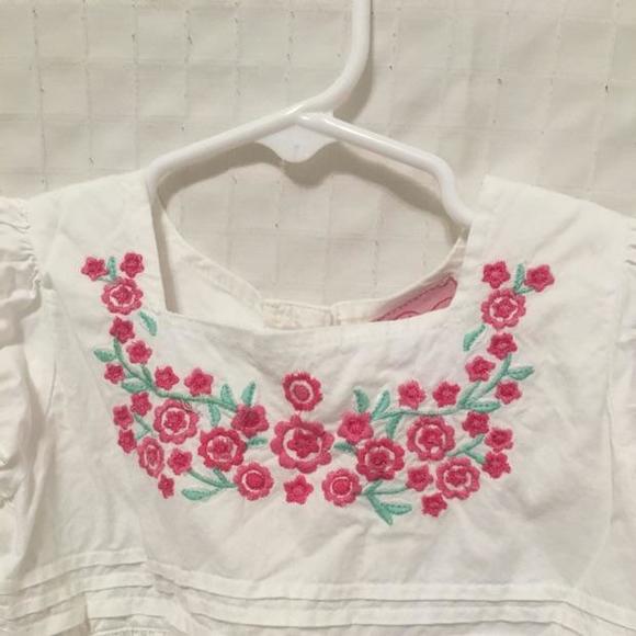 Spring dress - Picture 2 of 4