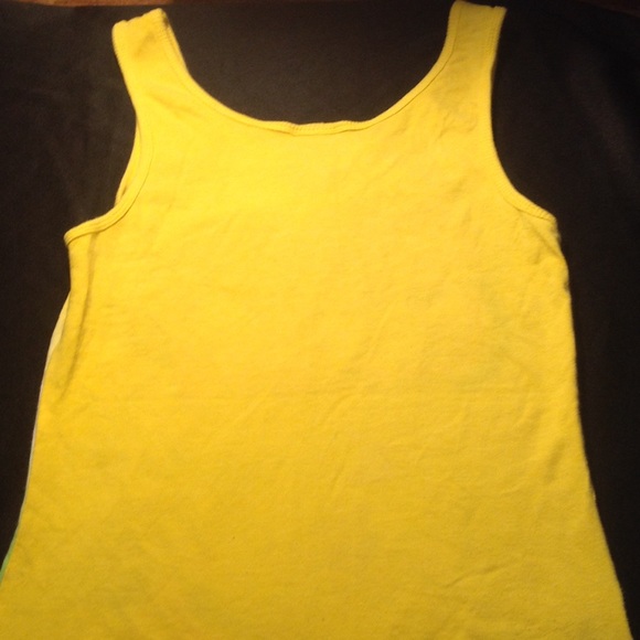 Girl's Yellow Hello Kitty Top Size M - Picture 2 of 2