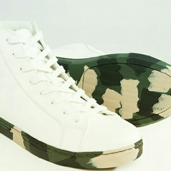 NEW!!! Sneaker/boots