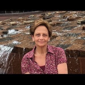 Meet your Posher, Diane