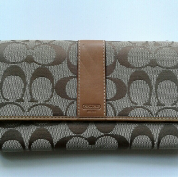 Coach Signature Wallet