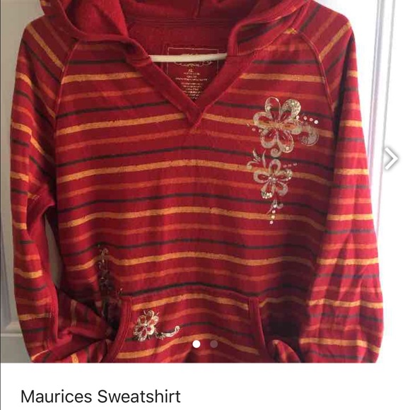 Maurices Sweat Shirt