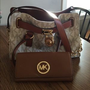 Michael Khors purse with wallet
