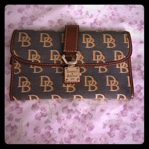 DOONEY & BOURKE wallet