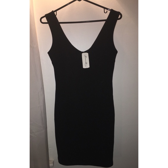 👗◾️BRAND NEW W/ TAGS◾️👗 Forever 21 black dress
