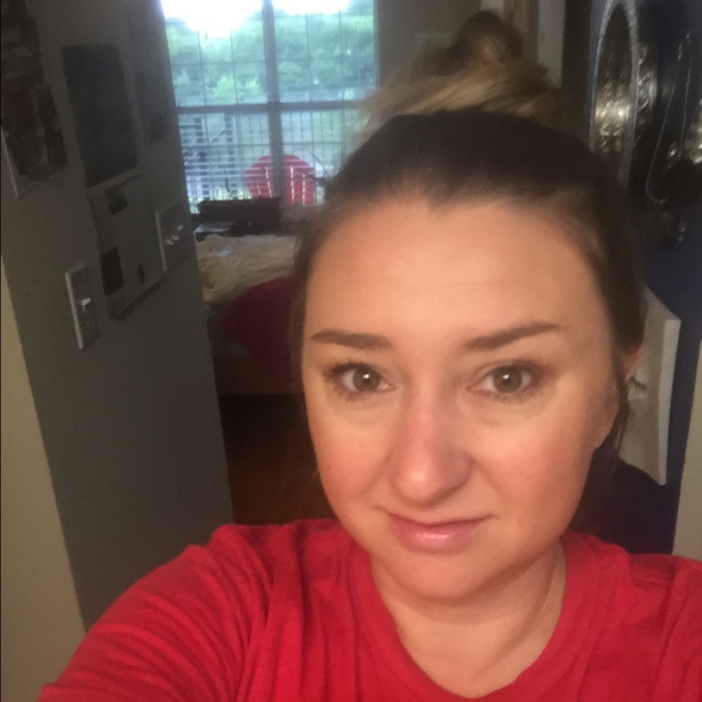 Meet your Posher, Tiffany