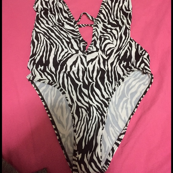 NWOT American Apparel one piece bathing suit
