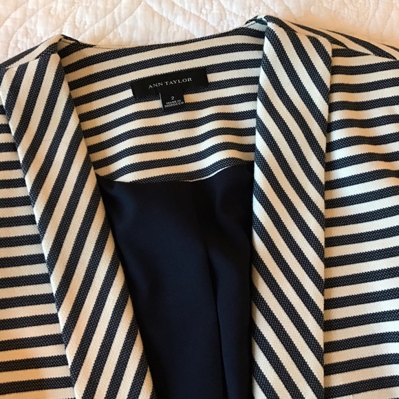 Flattering Ann Taylor Navy/Cream Striped Blazer