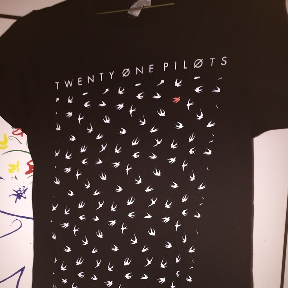 Tops - Twenty one pilots shirt