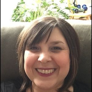 Meet your Posher, Nina