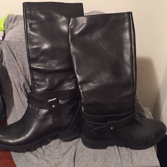 Leather riding boots
