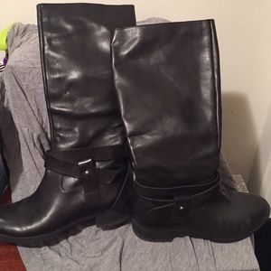Leather riding boots