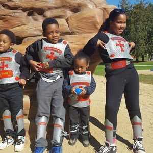 Meet your Posher, Adell