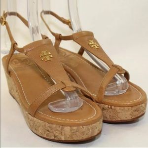NWOT TORY BURCH SZ 6 tan pebbled leather