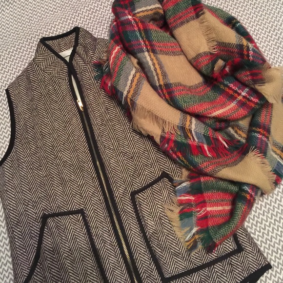 Herringbone Vest - Picture 4 of 4