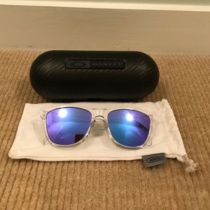 Oakley frogskin wayfarer sunglasses, clear/blue