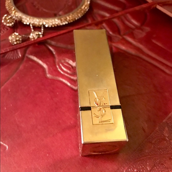 🎉🎊sale🎉🎊 Used YSL lipstick
