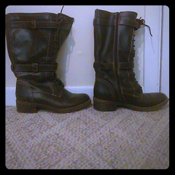 Below the knee Boots