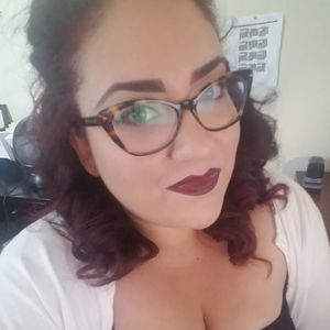 Meet your Posher, Liz