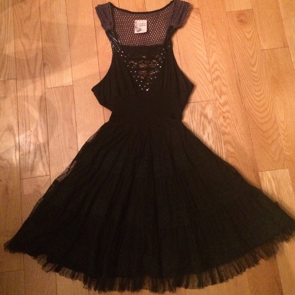 Free People Dresses & Skirts - Stunning free People black dress, size 0