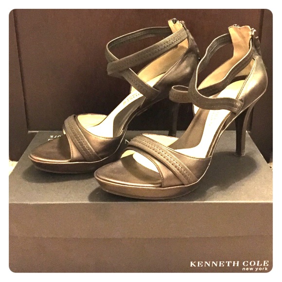 Kenneth Cole New York Bronze Loop Around