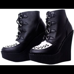 TUK Wedge Creepers