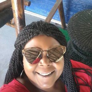 Meet your Posher, Tracey