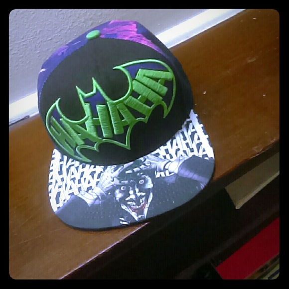 Snapback hat
