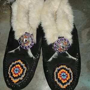 Warm Indian style mocosans with concho