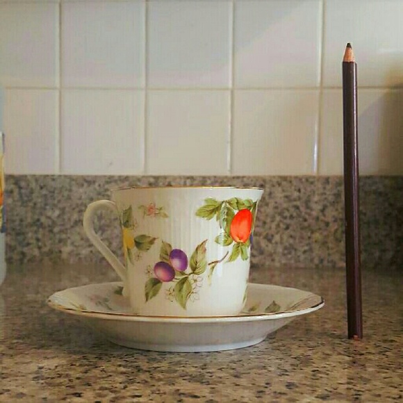 Porcelain Tea Cup Set