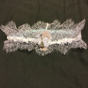 ❗️SOLD❗️Victoria's Secret Bridal Garter