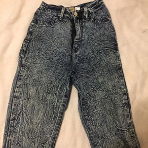 Acid wash jeans