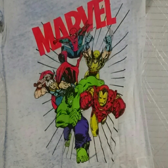 Cute Marvel Top - Picture 2 of 2