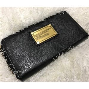 Marc Jacobs wallet