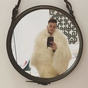 Meet your Posher, Shane