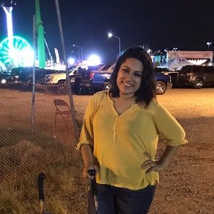 Meet your Posher, Jennifer