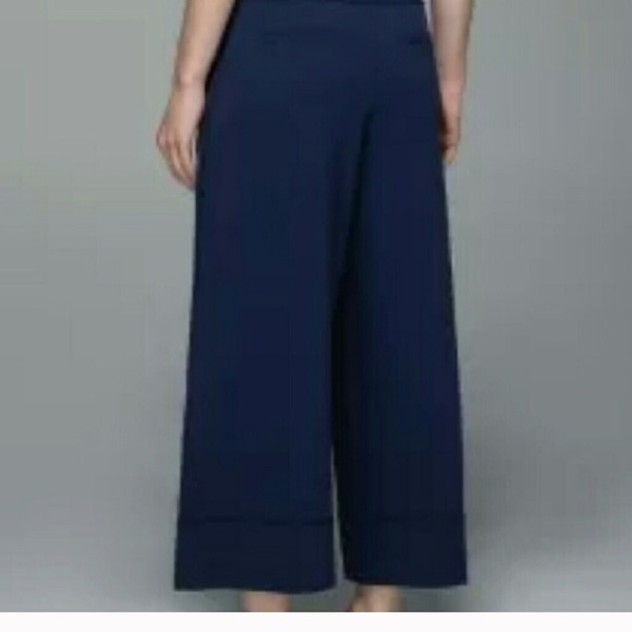 Lululemon pants