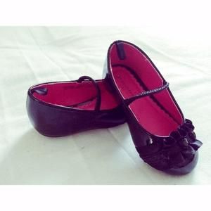 Healthex black maryjanes