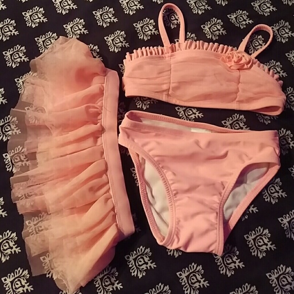 Bathing suit