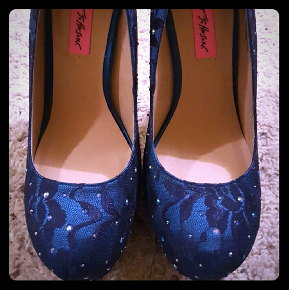 Betsey Johnson pumps - Picture 1 of 1